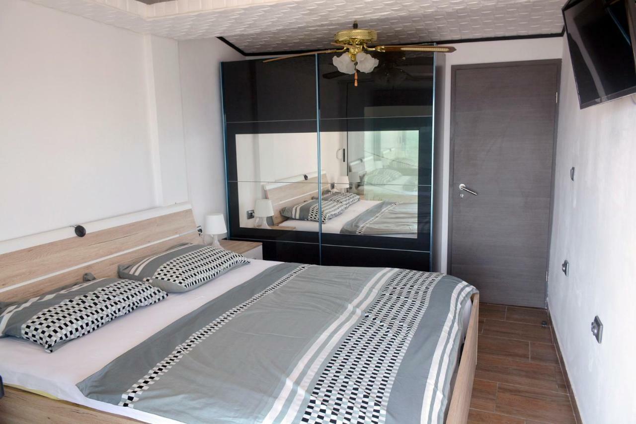 Villa Iva بيساك المظهر الخارجي الصورة